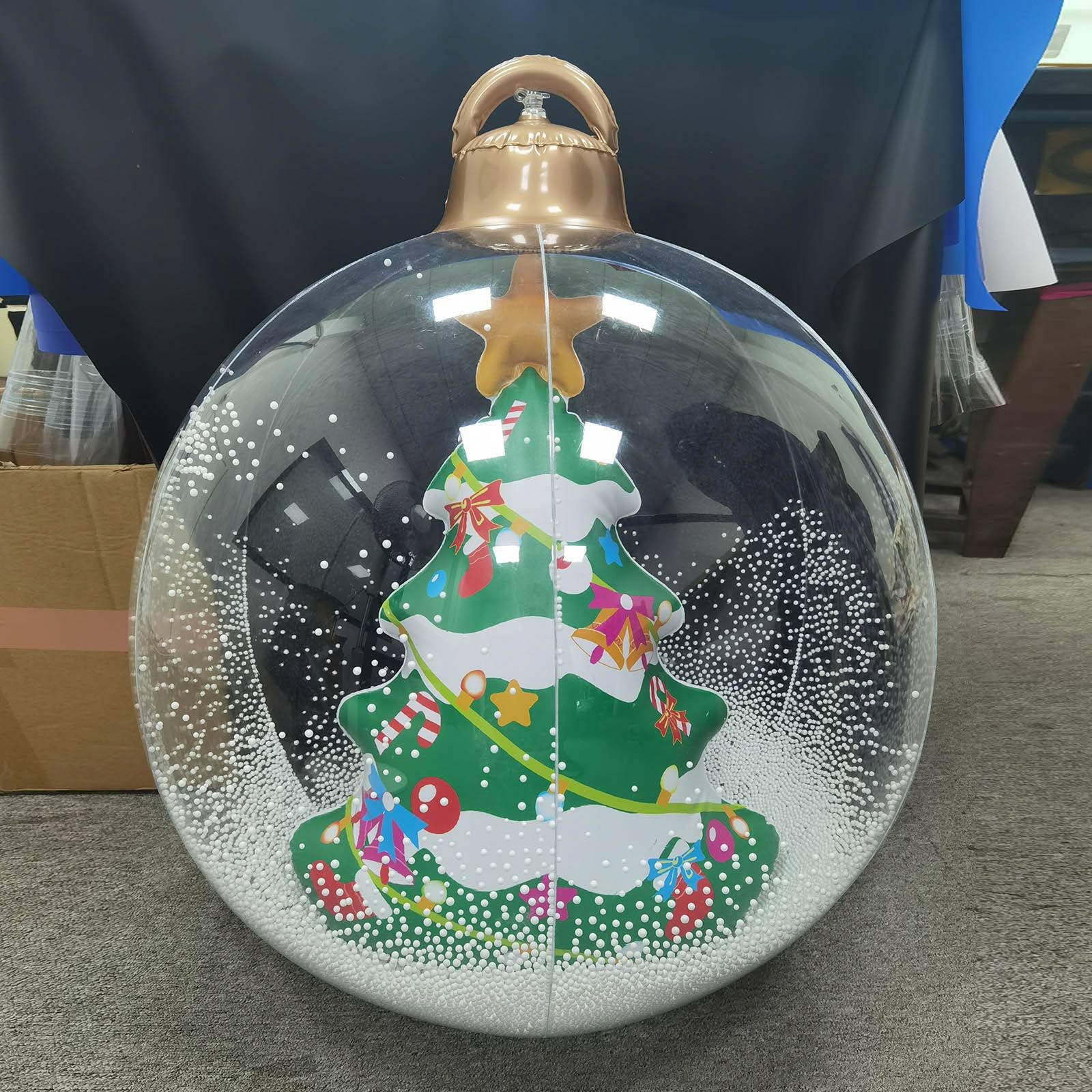 Outdoor Inflatable Snowflake Ball, 23.6 Inch Large Christmas Inflatable Ornament With LED Lights PVC Decorative Ball, Green